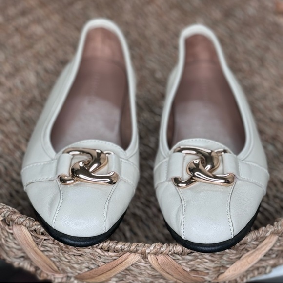 Aerosoles NWOT Bristol Ballet Flats buttery soft cream genuine leather SZ8.5 - Picture 4 of 8